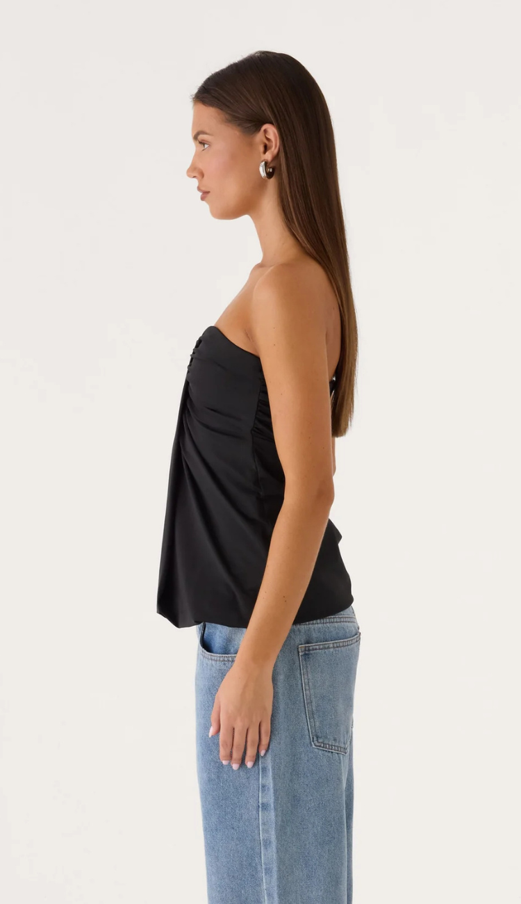 Belle Black Top